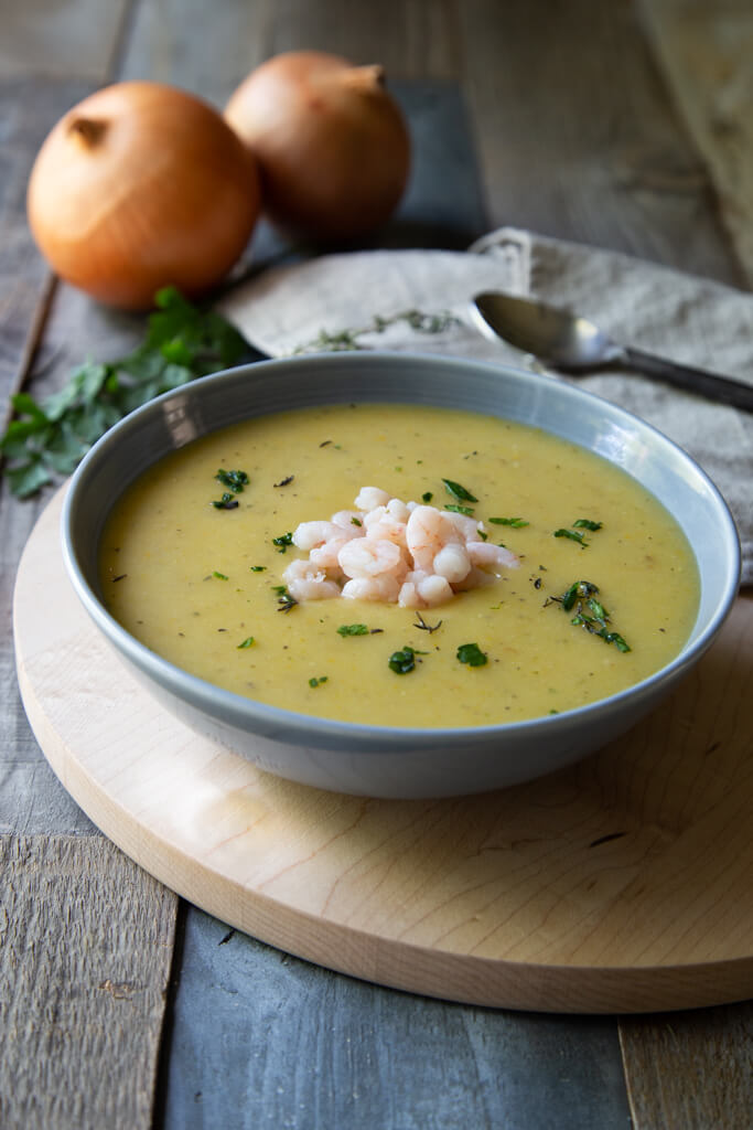 German Potato and Leek Soup with Shrimp Recipe (kartoffelsuppe mit krabben) | National Onion Association www.usa-onions.org