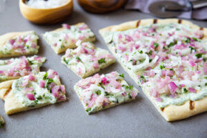 onion flatbread